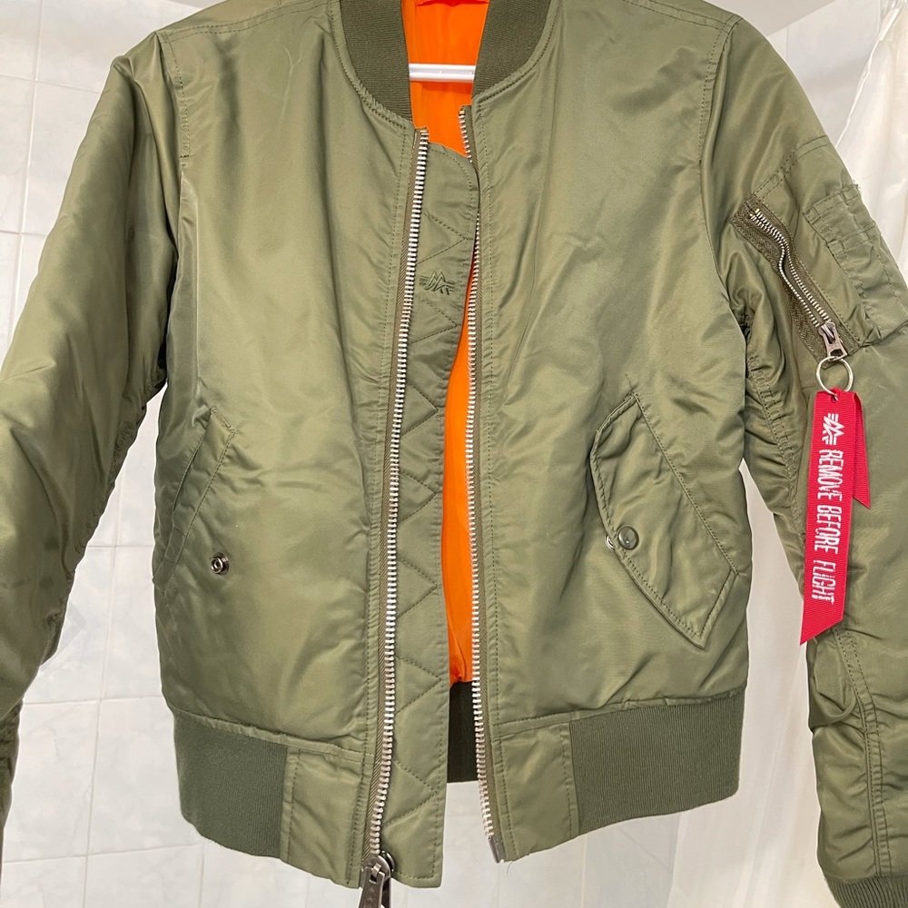 Bomber jacket - Picture 2 of 2